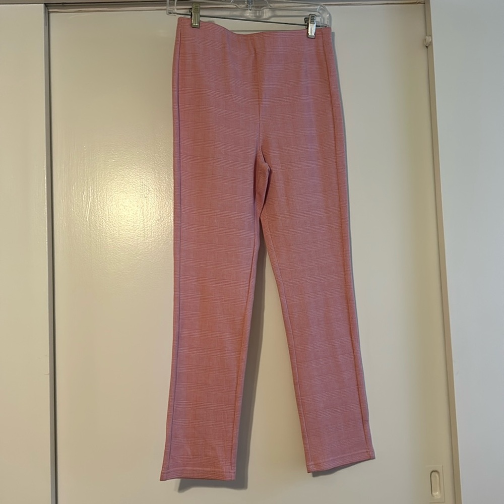 Jean-Pierre Klifa pink pants
